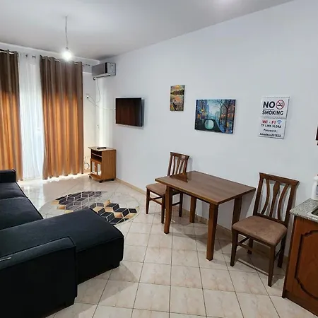 Front Side Vlorë